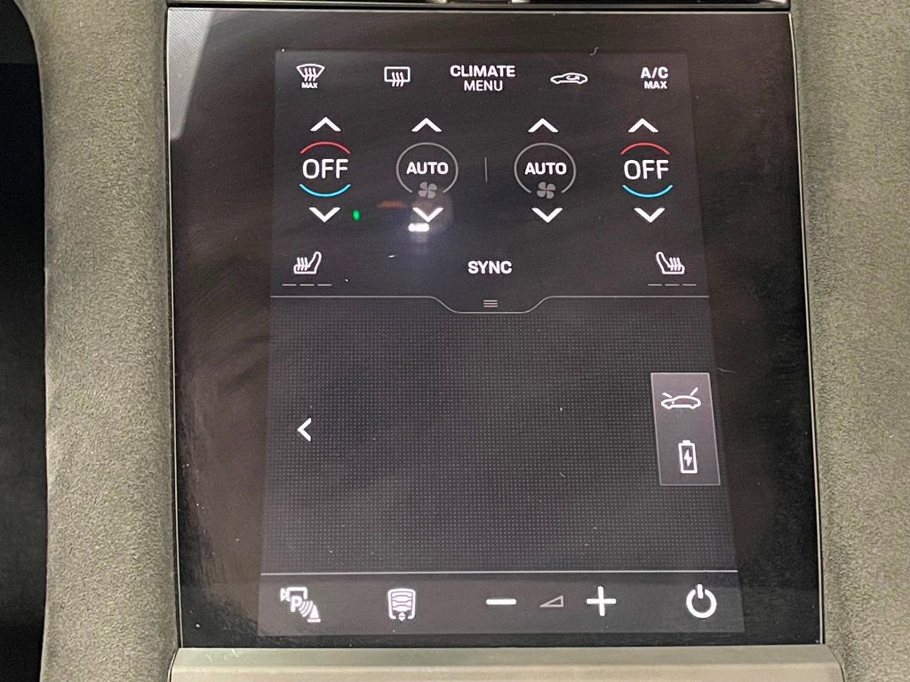 Used 2024 Porsche Taycan GTS image 35