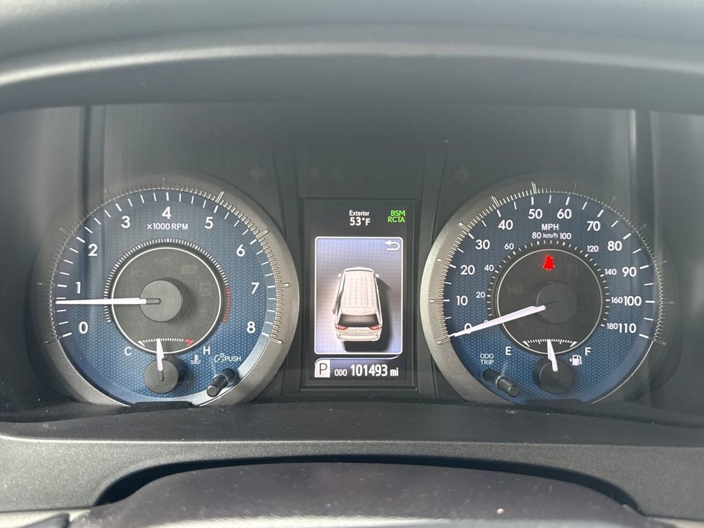 Used 2019 Toyota Sienna XLE image 19