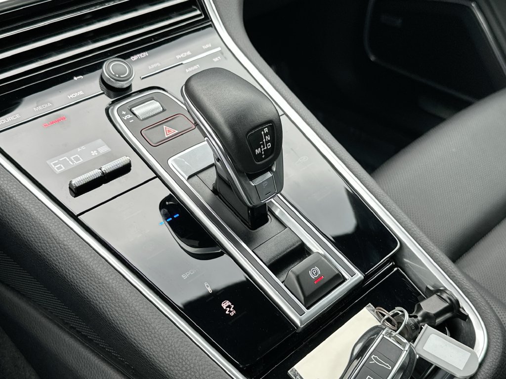 Certified 2023 Porsche Panamera 4 Platinum Edition AWD/4WD image 19