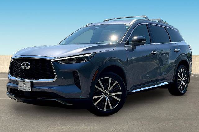 Certified 2023 INFINITI QX60 Sensory w/ Cargo Package AWD/4WD image 3