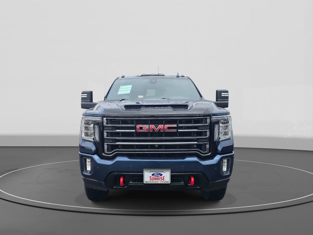 Used 2022 GMC Sierra 2500 AT4 w/ AT4 Premium Plus Package image 3