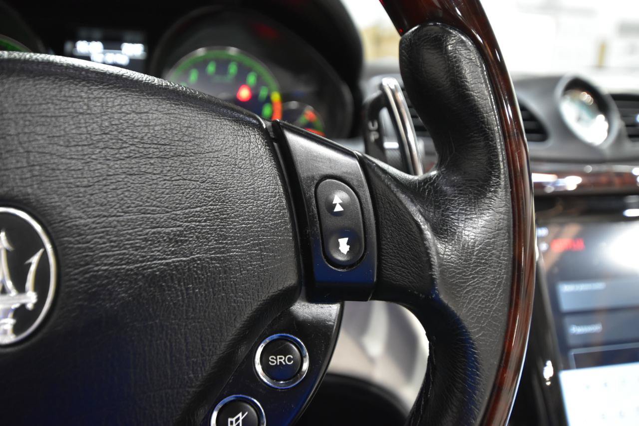 Used 2015 Maserati GranTurismo Convertible RWD image 27