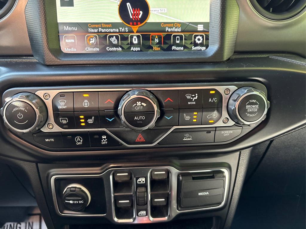 Certified 2021 Jeep Gladiator Willys image 29