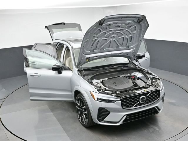 Used 2024 Volvo XC60 B5 Ultimate w/ Protection Package Premier image 46