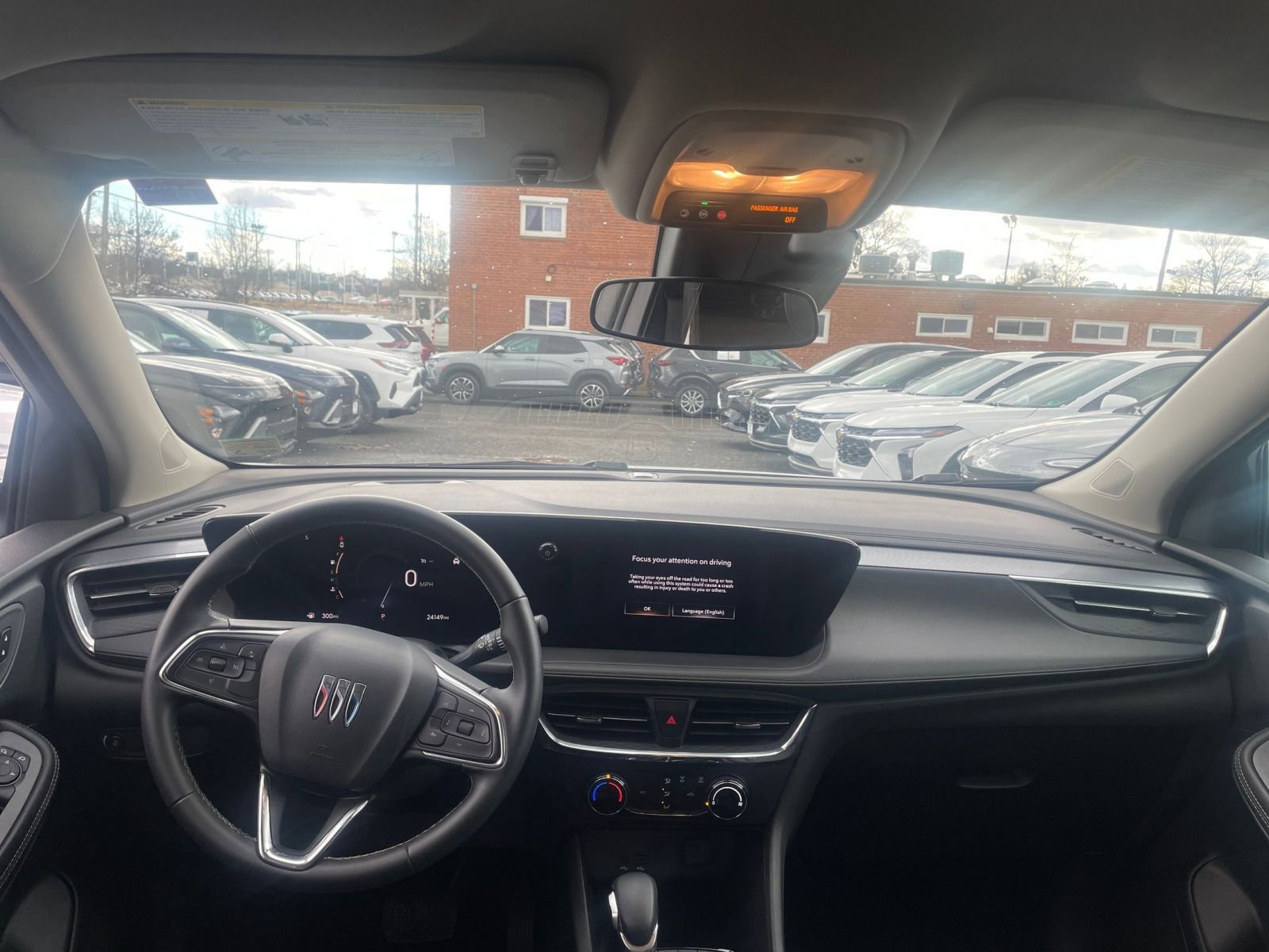 Used 2025 Buick Encore GX Preferred image 32