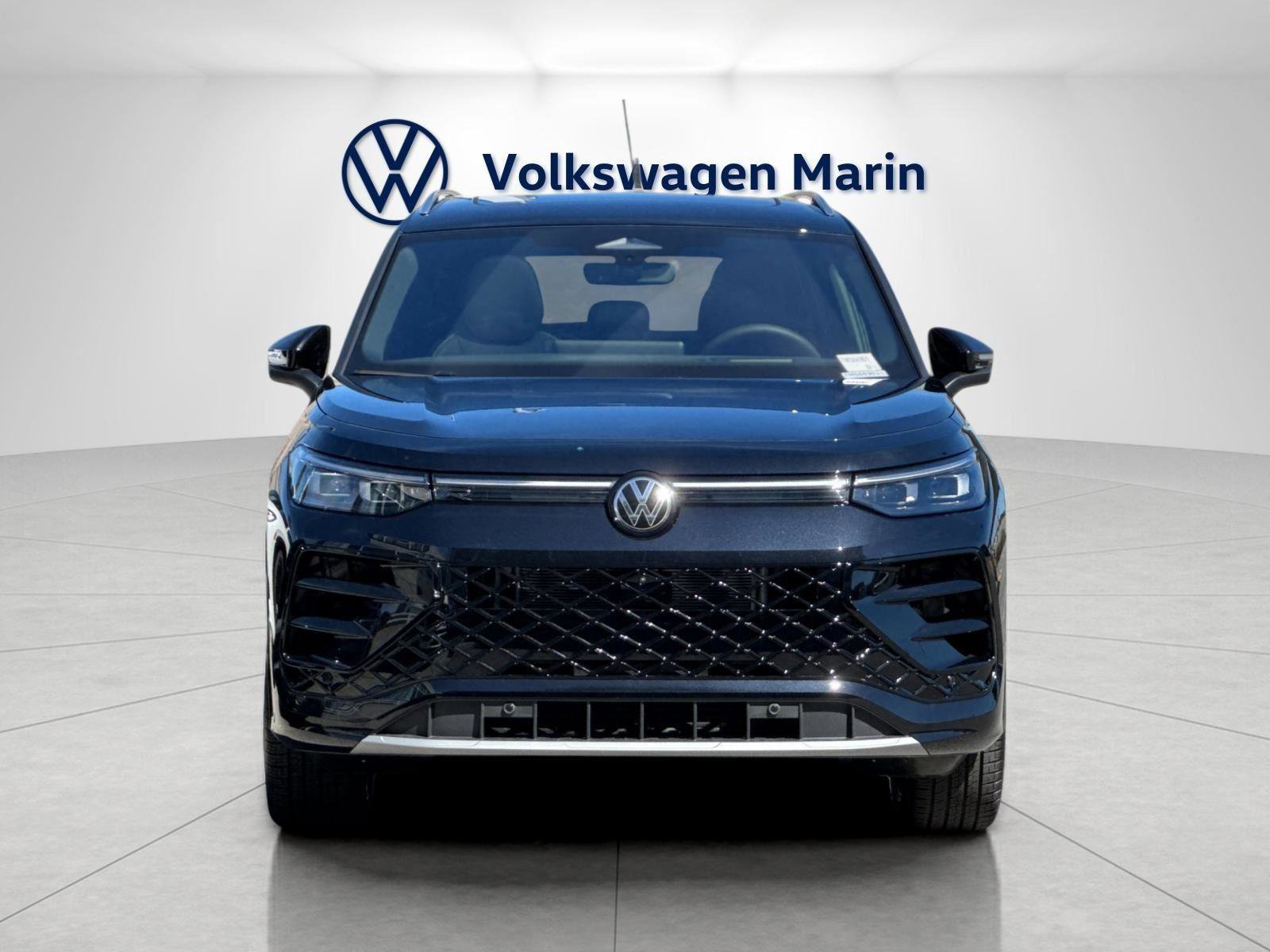 New 2026 Volkswagen Tiguan SEL R-Line image 8