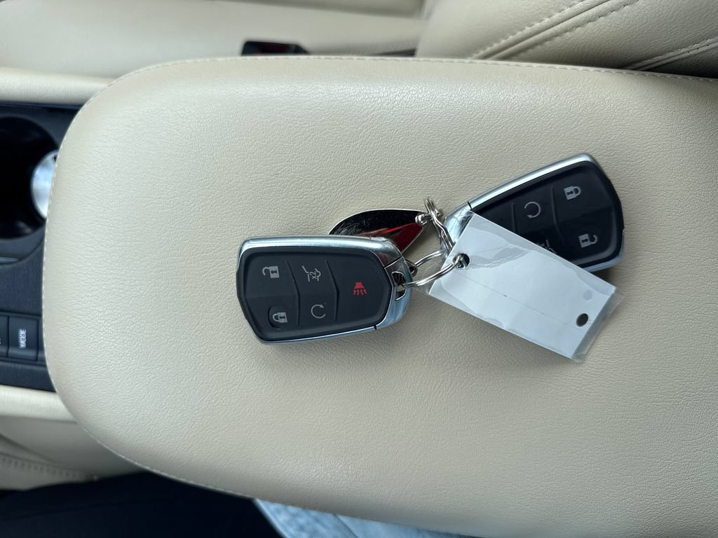 Used 2018 Cadillac XT5 AWD image 38