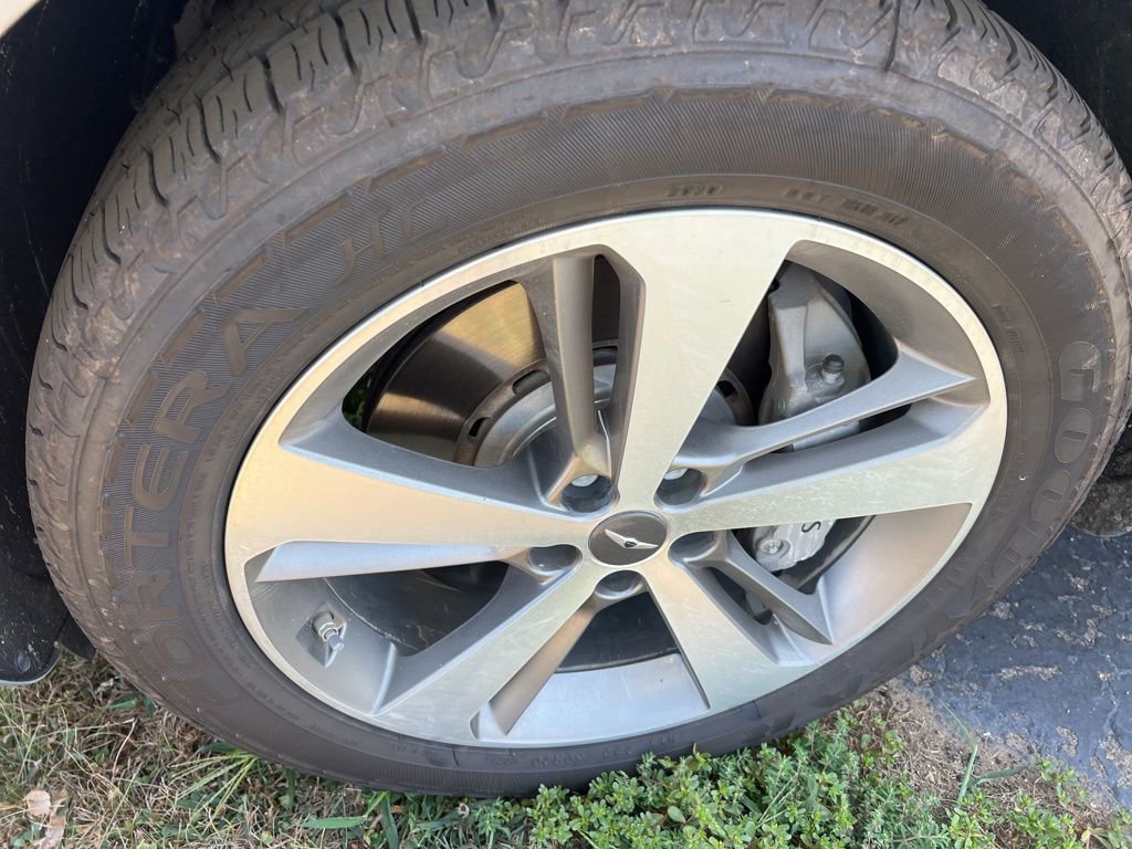 Used 2023 Genesis GV80 2.5T w/ Prestige 20" Package image 9