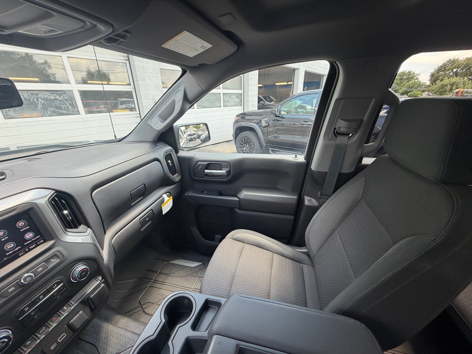 New 2026 Chevrolet Silverado 1500 Custom AWD/4WD image 34
