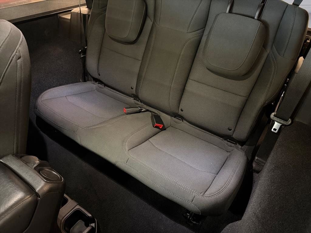 Used 2020 Jeep Wrangler Sport S image 17