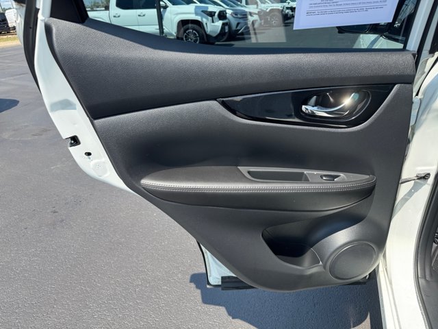 Used 2021 Nissan Rogue Sport SL w/ Premium Package AWD/4WD image 25