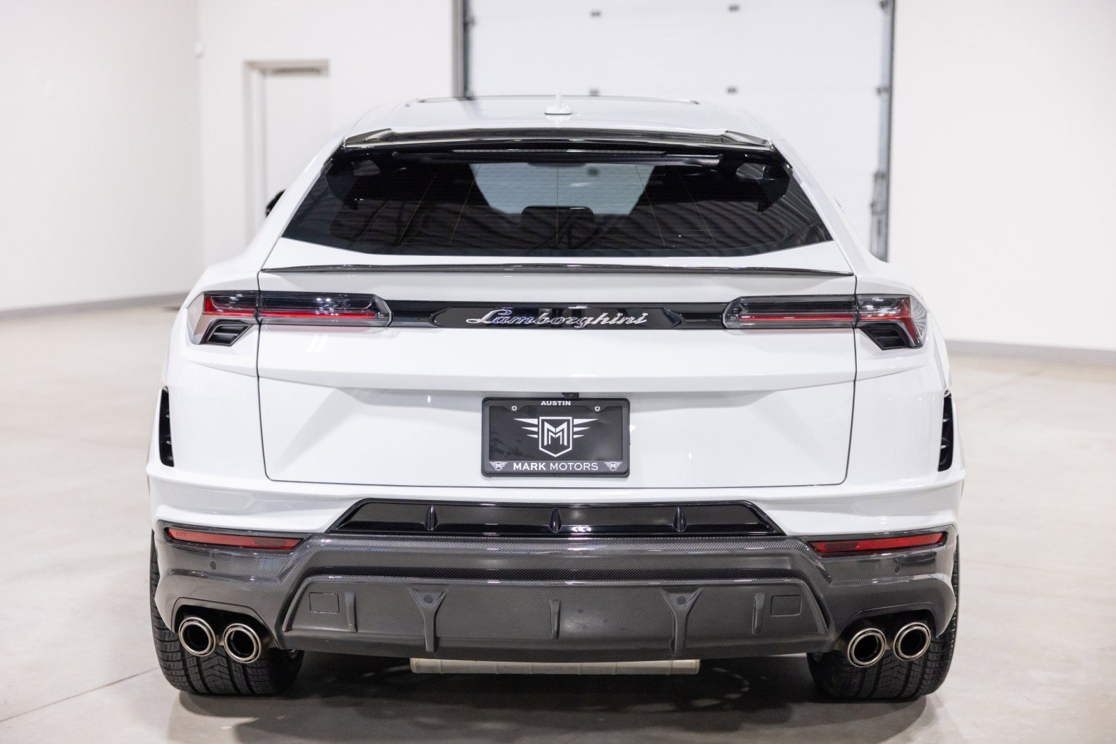 Used 2023 Lamborghini Urus Performante image 8