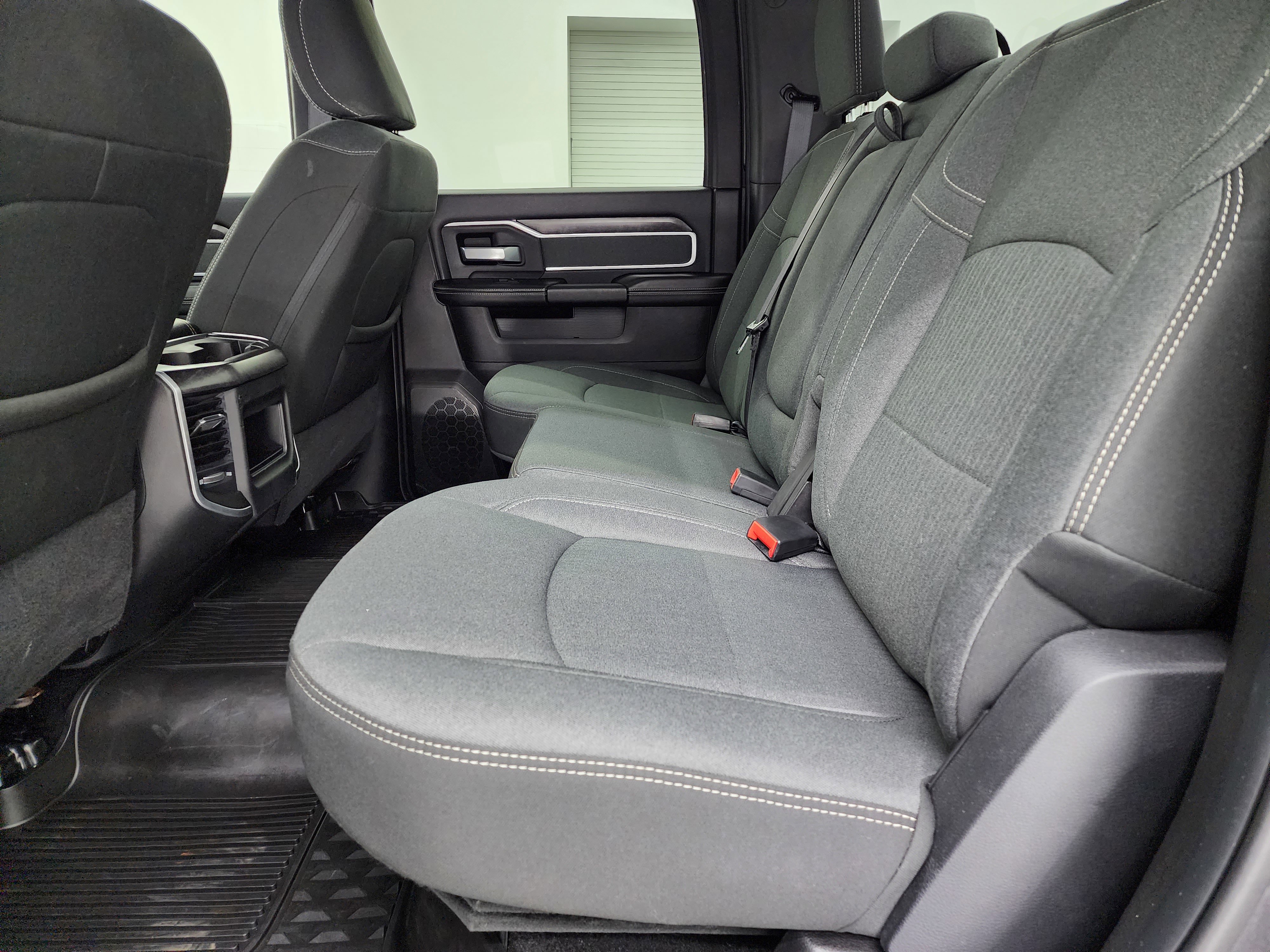 Used 2022 RAM 2500 Big Horn w/ Night Edition image 9