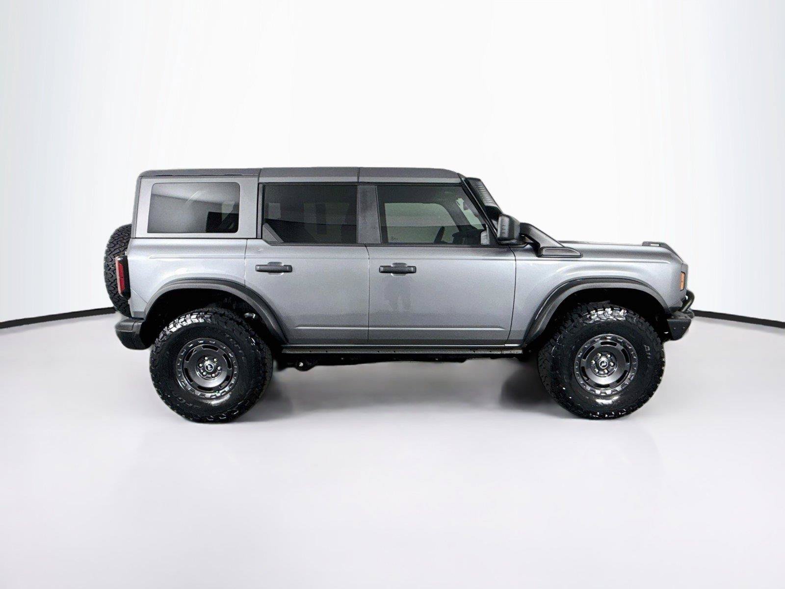 Used 2024 Ford Bronco Everglades AWD/4WD image 11