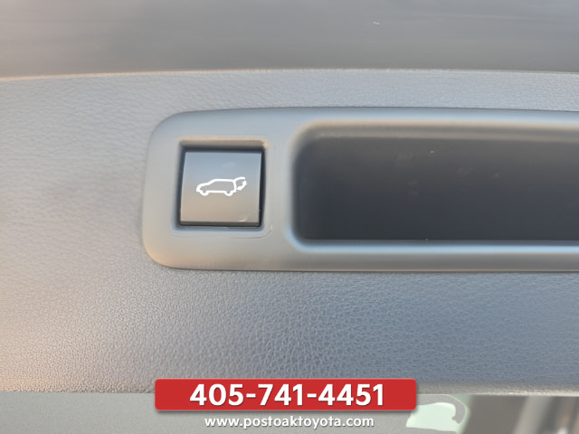 Used 2026 Toyota Highlander XLE AWD/4WD image 31