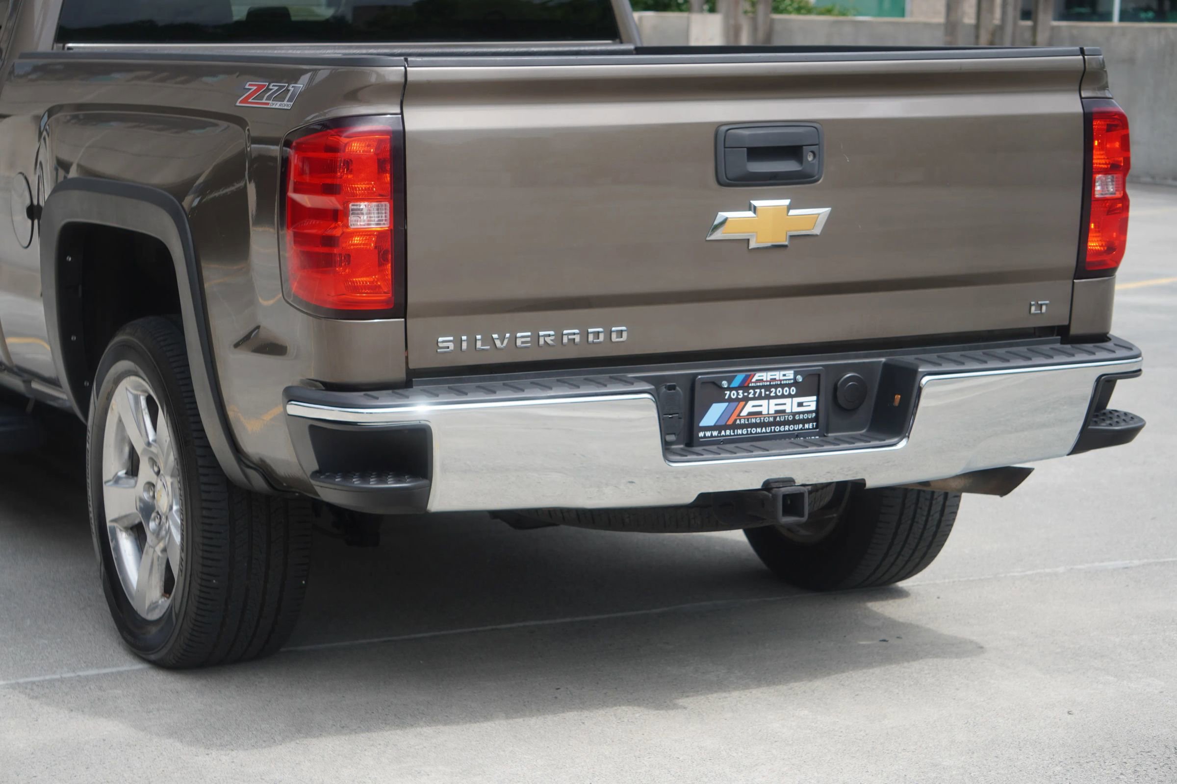Used 2015 Chevrolet Silverado 1500 LT w/ LT Convenience Package AWD/4WD image 29