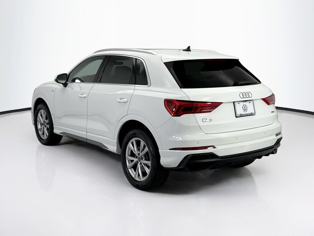 Used 2023 Audi Q3 2.0T Premium w/ Convenience Package AWD/4WD image 7