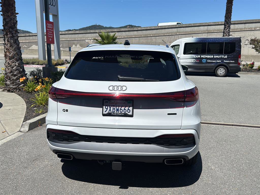 Used 2025 Audi Q5 Prestige AWD/4WD image 7