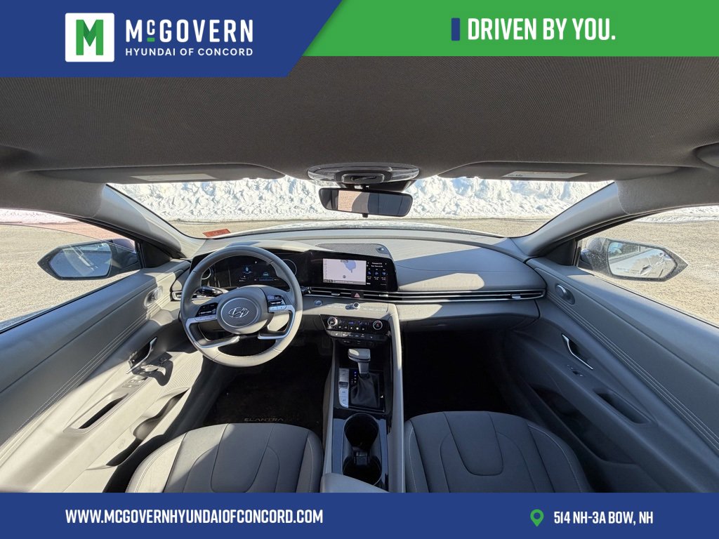 Used 2023 Hyundai Elantra SEL w/ Convenience Package image 13