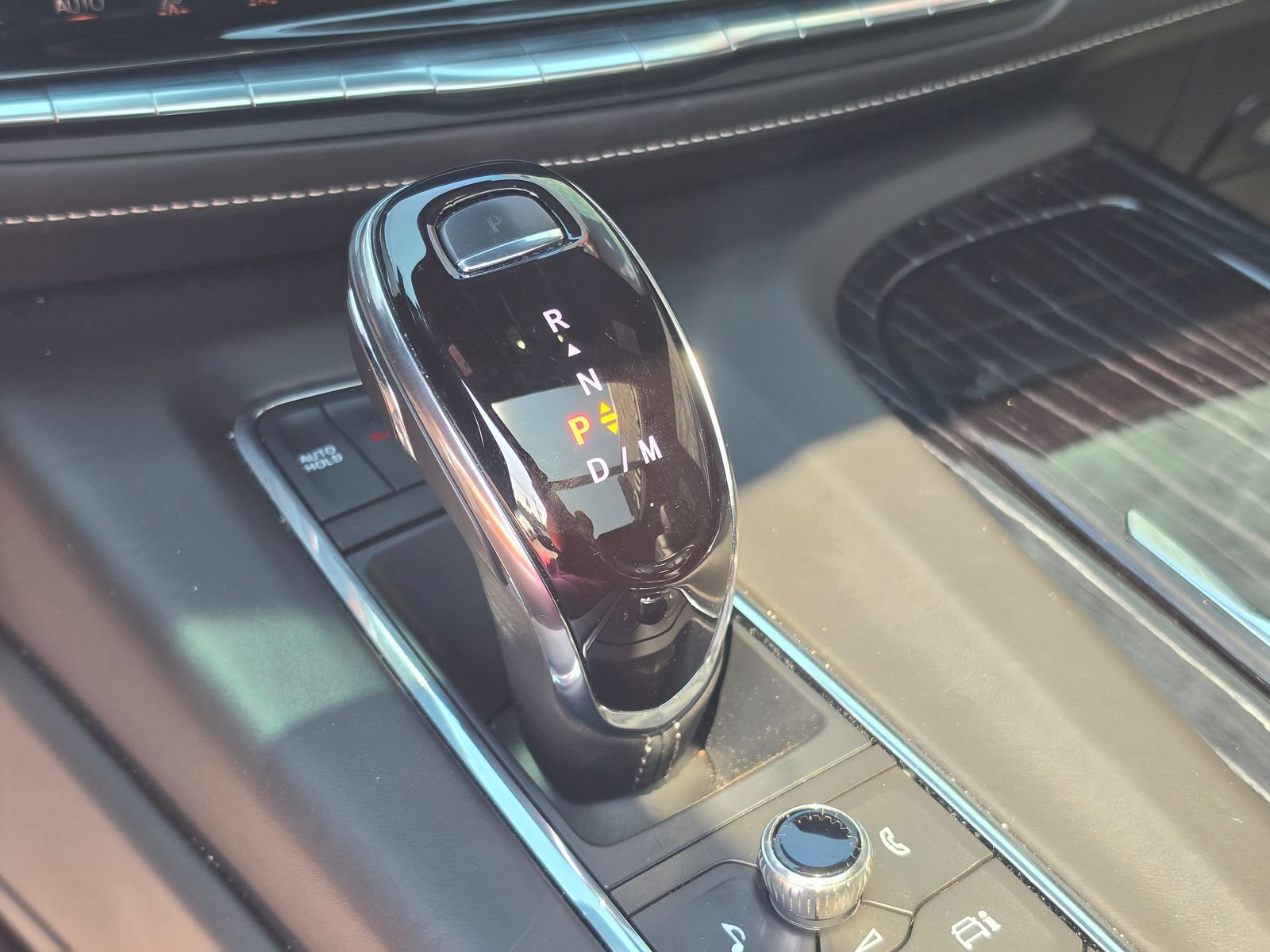 Used 2023 Cadillac Escalade V AWD/4WD image 18