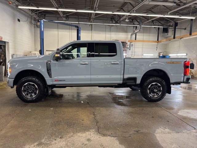 Used 2024 Ford F350 Platinum w/ Tremor Off-Road Package image 3