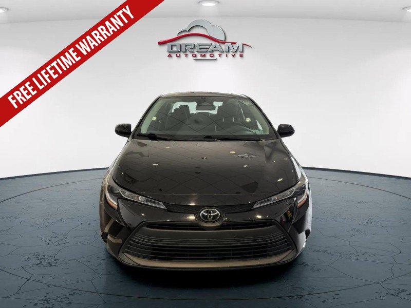 Used 2023 Toyota Corolla LE FWD image 3