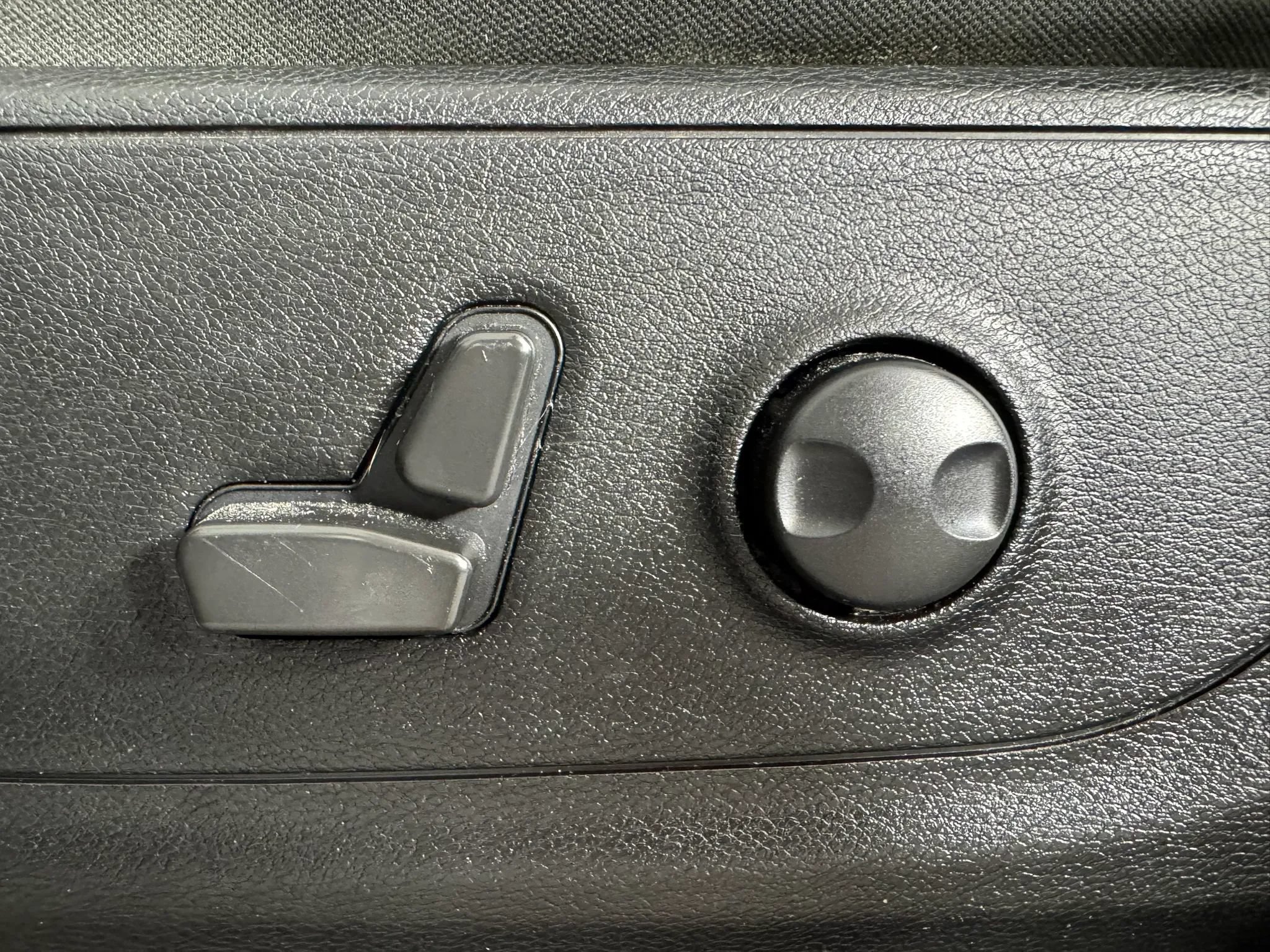 Used 2022 RAM 1500 Big Horn AWD/4WD image 32