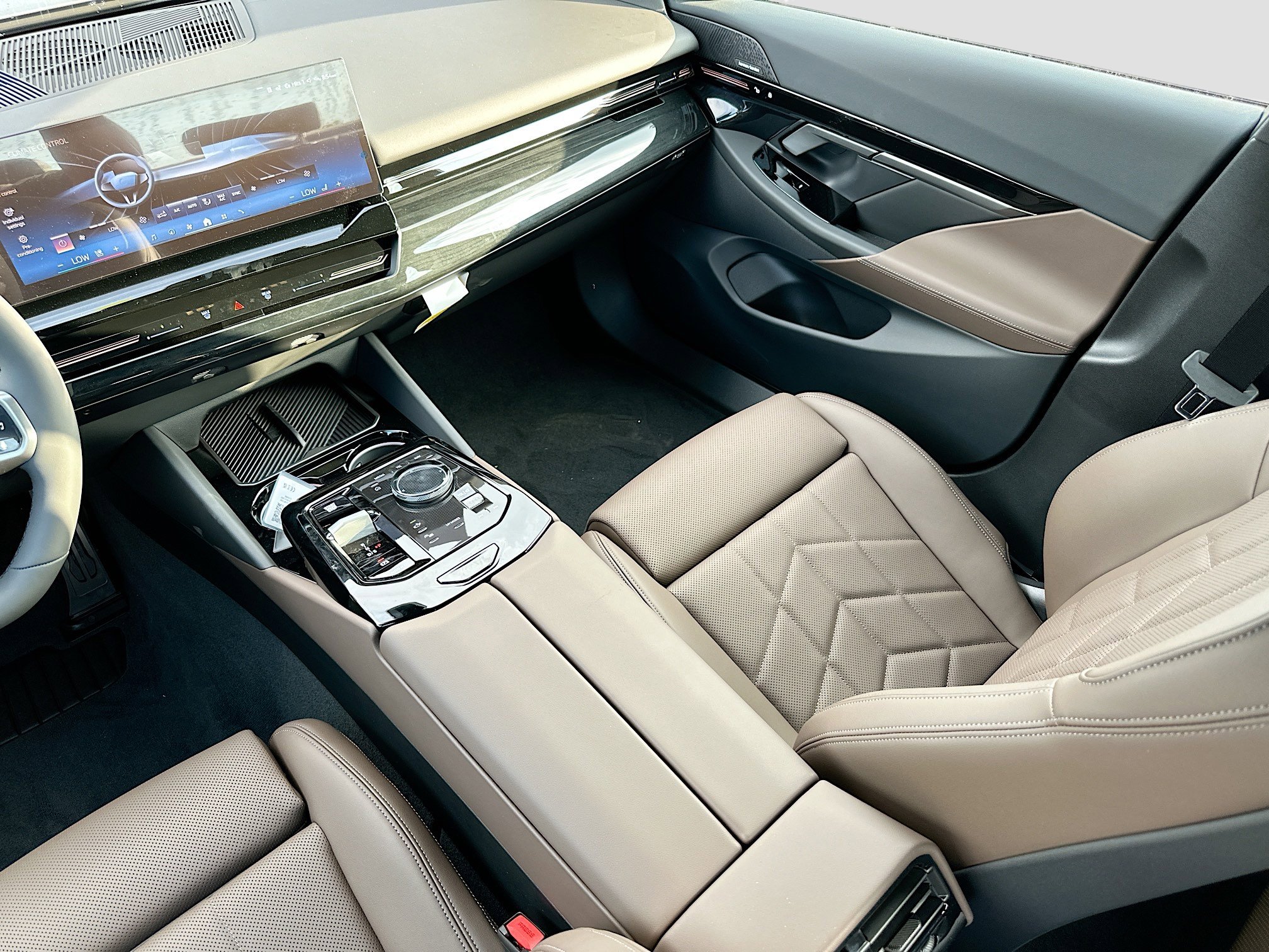 New 2026 BMW 530i w/ M Sport Package image 18