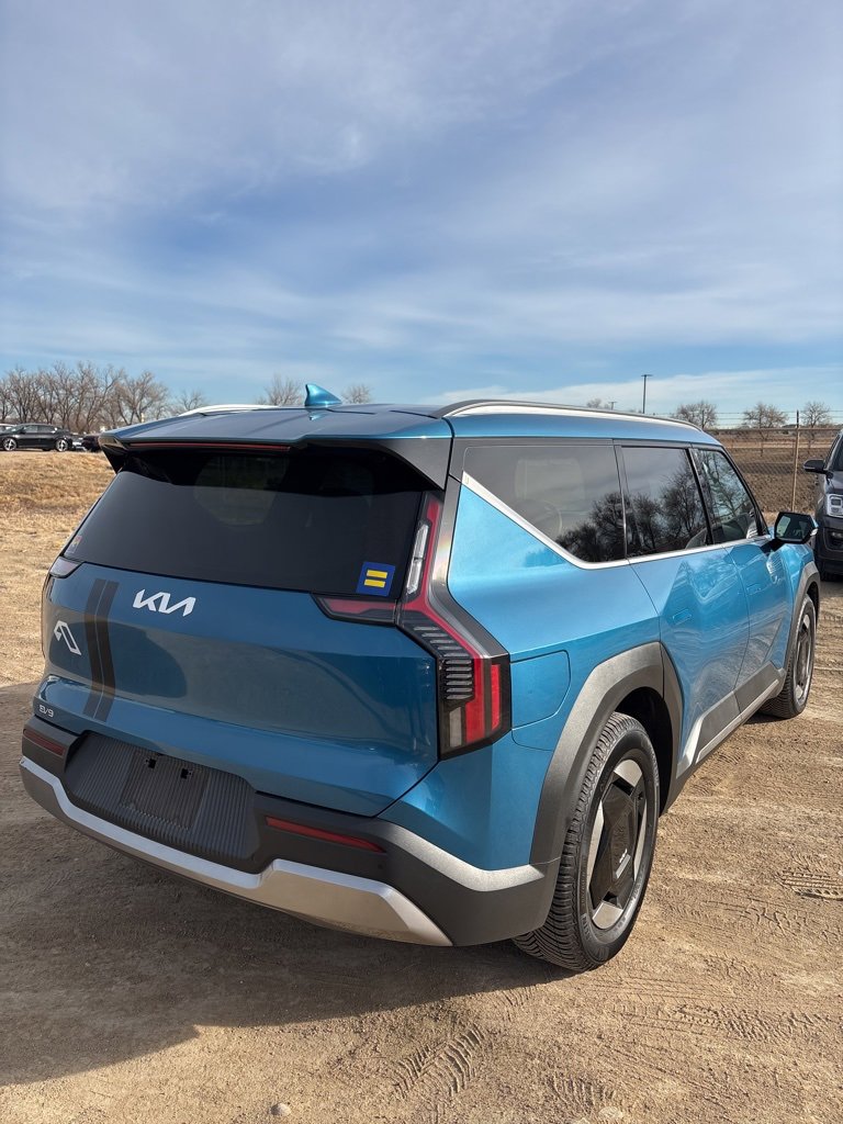 Certified 2024 Kia EV9 Wind image 5