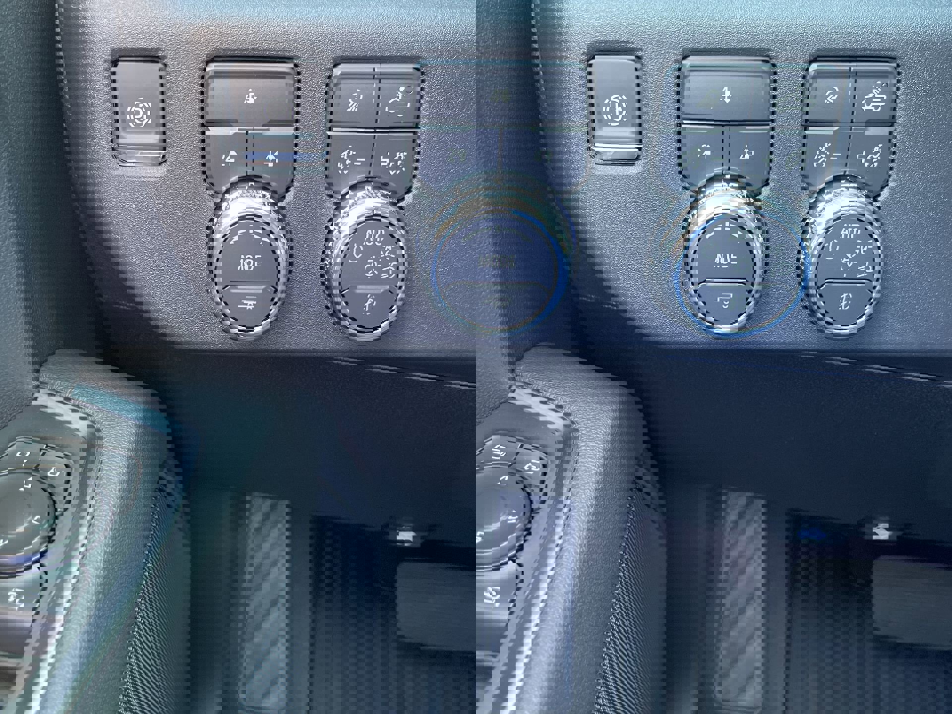 New 2026 GMC Sierra 2500 SLE w/ SLE Value Package; image 51