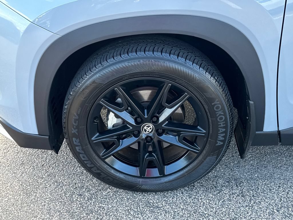 Used 2025 Toyota Grand Highlander AWD Hybrid image 42