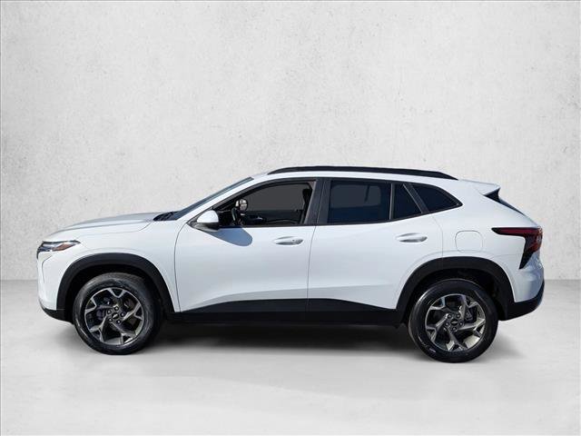 Used 2025 Chevrolet Trax LT w/ Driver Confidence Package FWD image 9