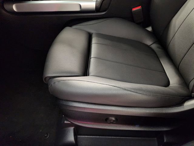 Used 2025 Mercedes-Benz GLB 250 GLB 250 image 24