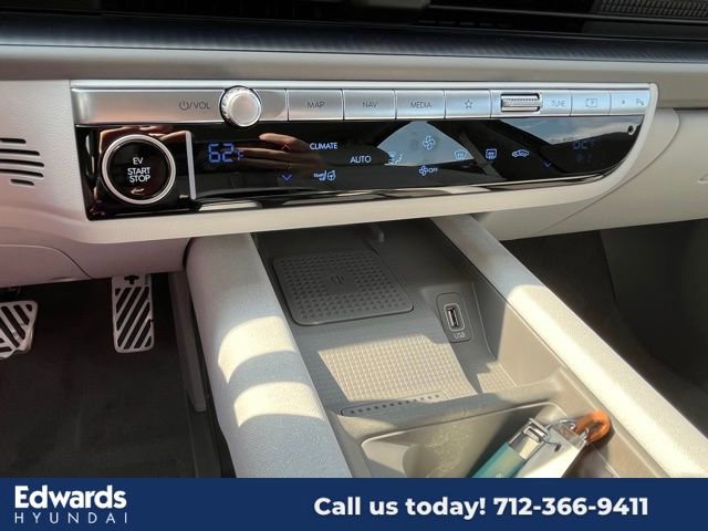 New 2024 Hyundai Ioniq 6 Limited image 23
