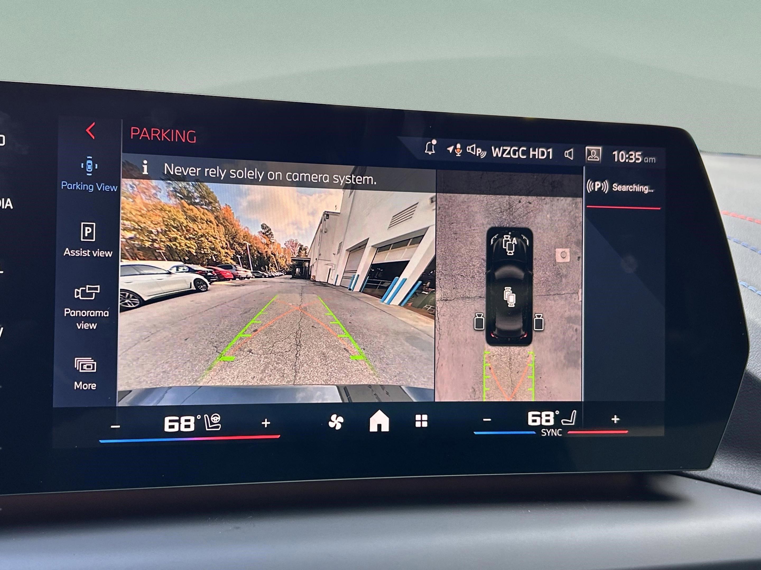 Used 2025 BMW M235i xDrive w/ M Performance Package image 16