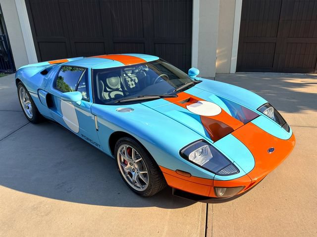 Used 2006 Ford GT RWD image 59