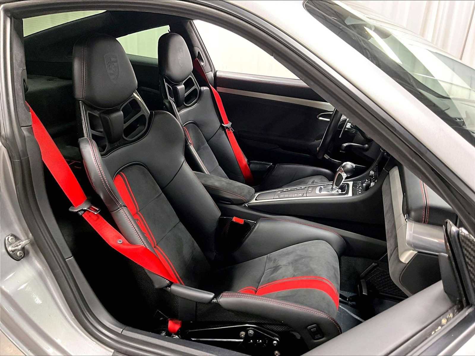 Used 2018 Porsche 911 GT3 image 27