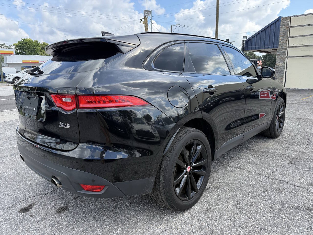 Used 2017 Jaguar F-PACE Prestige AWD/4WD image 7