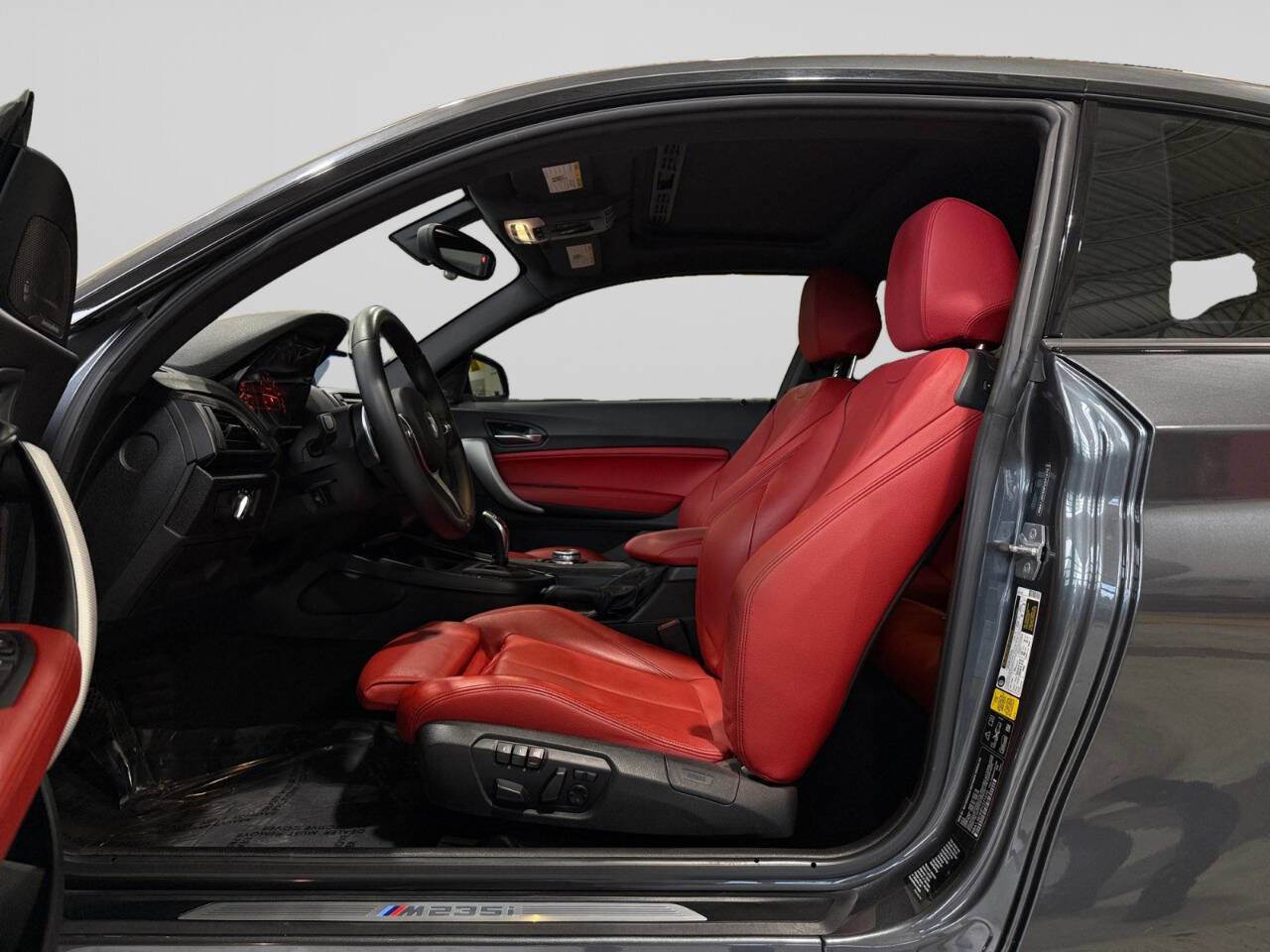 Used 2015 BMW M235i xDrive Coupe AWD/4WD image 10