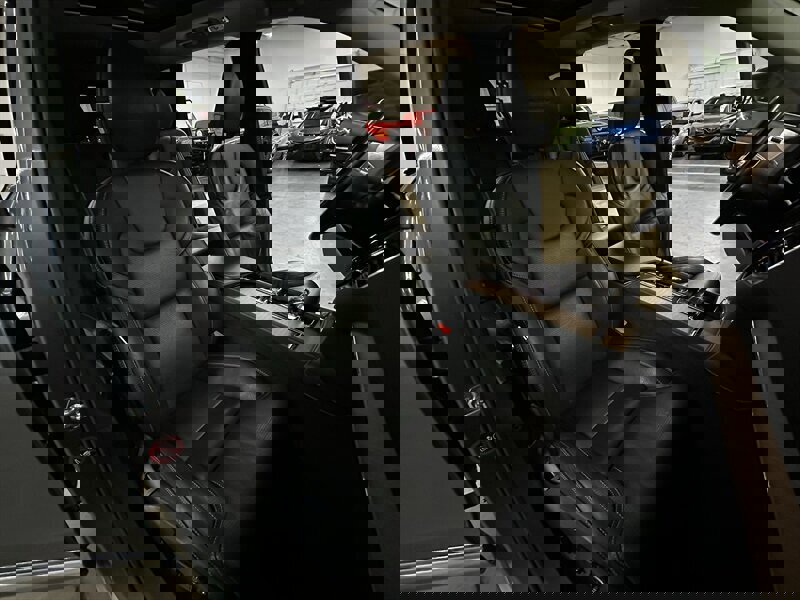 Used 2016 Volvo XC90 T8 Inscription w/ Vision Package image 34