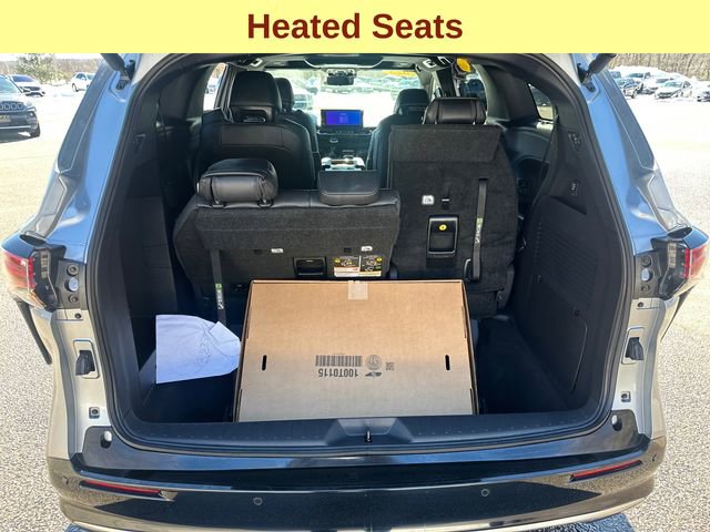 Used 2025 Toyota Sienna Platinum image 12