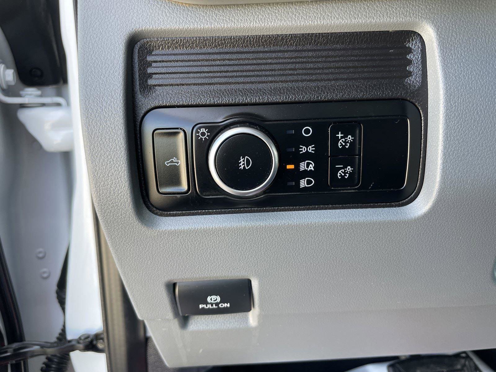 Used 2024 Ford F250 XLT w/ FX4 Off-Road Package AWD/4WD image 19