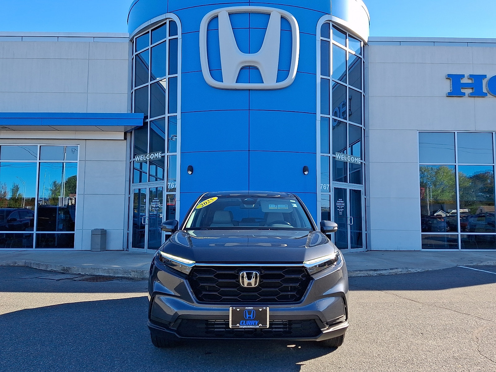 Used 2025 Honda CR-V EX image 2