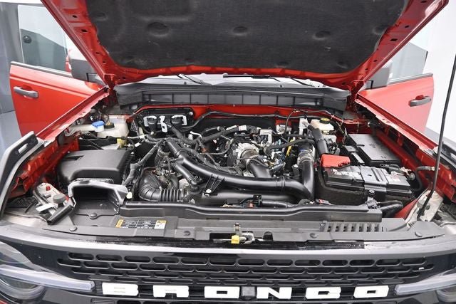 Used 2023 Ford Bronco Wildtrak AWD/4WD image 12
