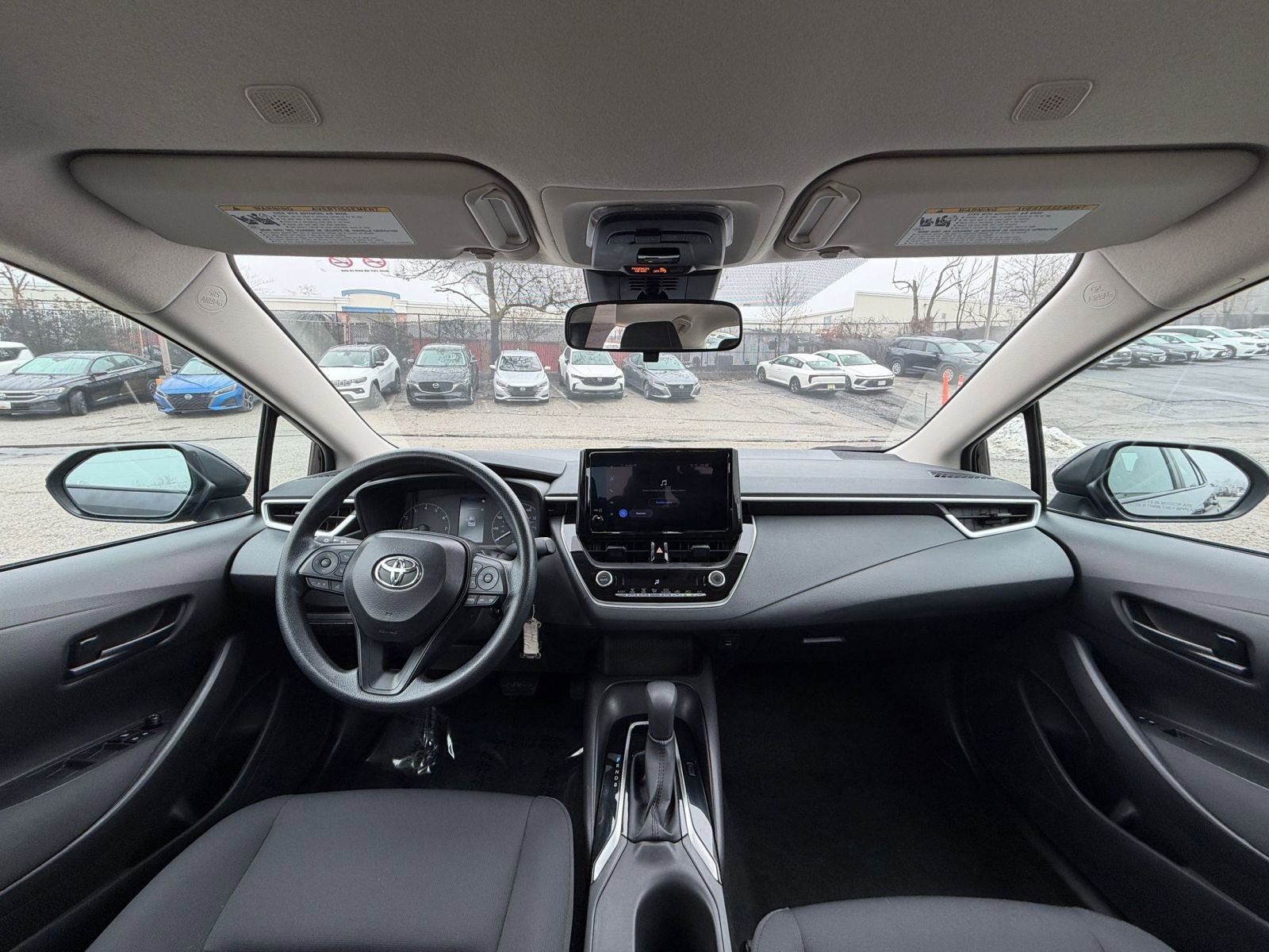 Used 2025 Toyota Corolla LE image 32