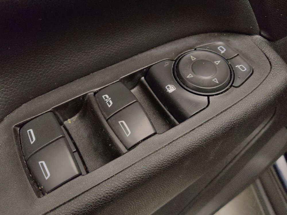Used 2021 Chevrolet Equinox LT FWD image 27