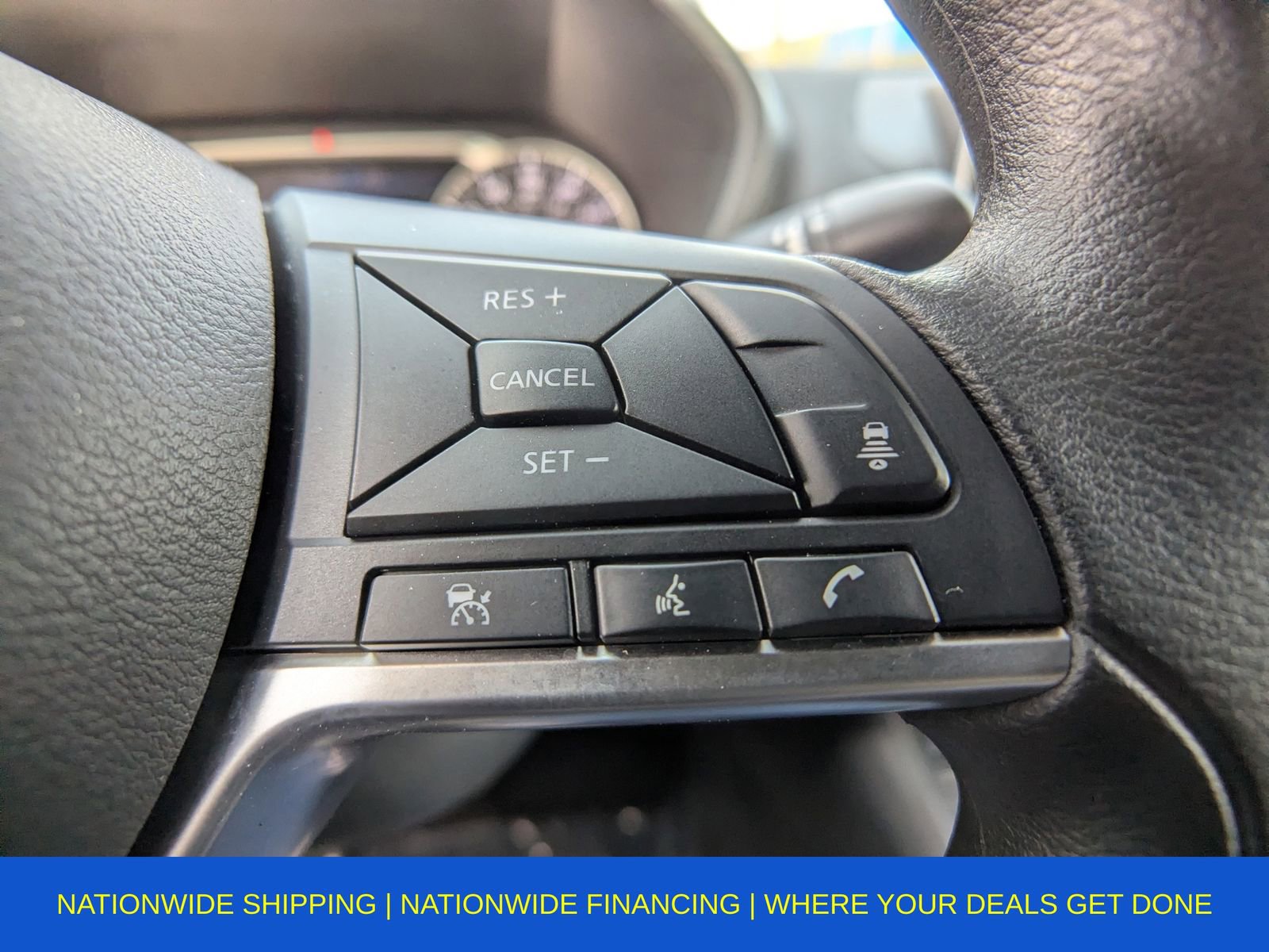 Used 2025 Nissan Sentra SV image 34