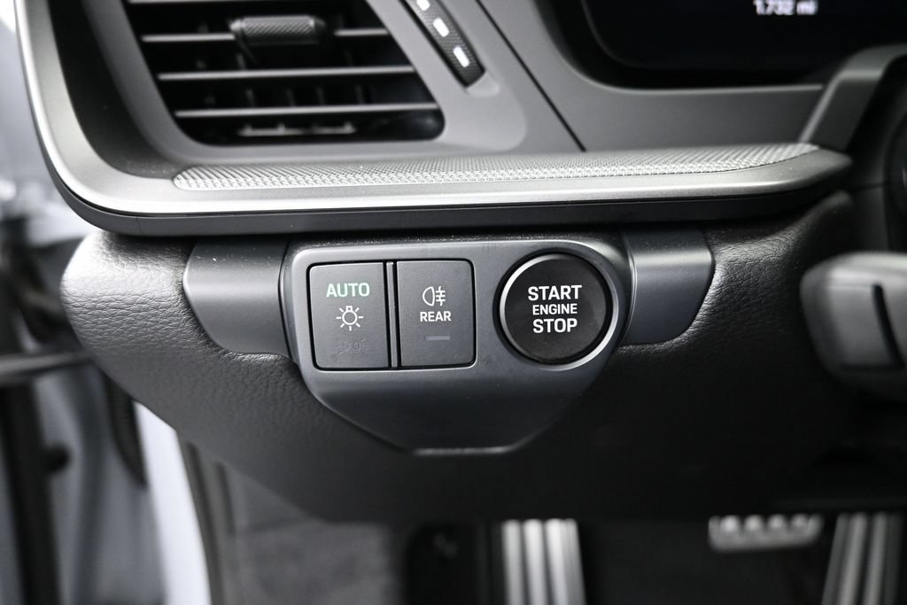 Certified 2026 Porsche 911 Carrera S RWD image 19