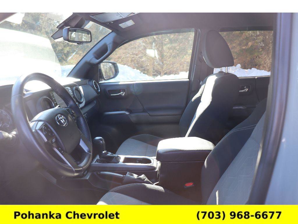 Used 2022 Toyota Tacoma TRD Sport image 24