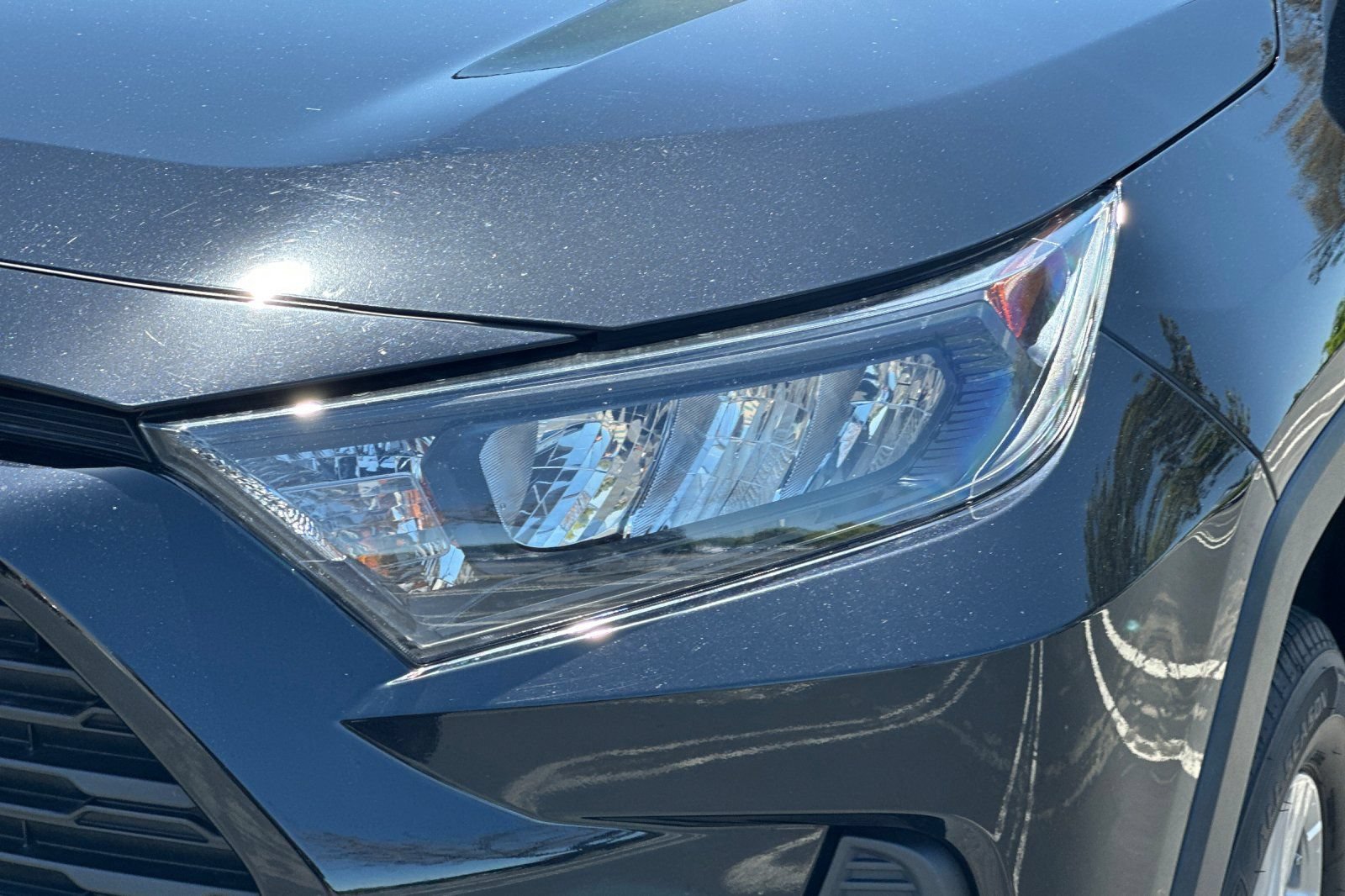 Certified 2022 Toyota RAV4 LE AWD/4WD image 52
